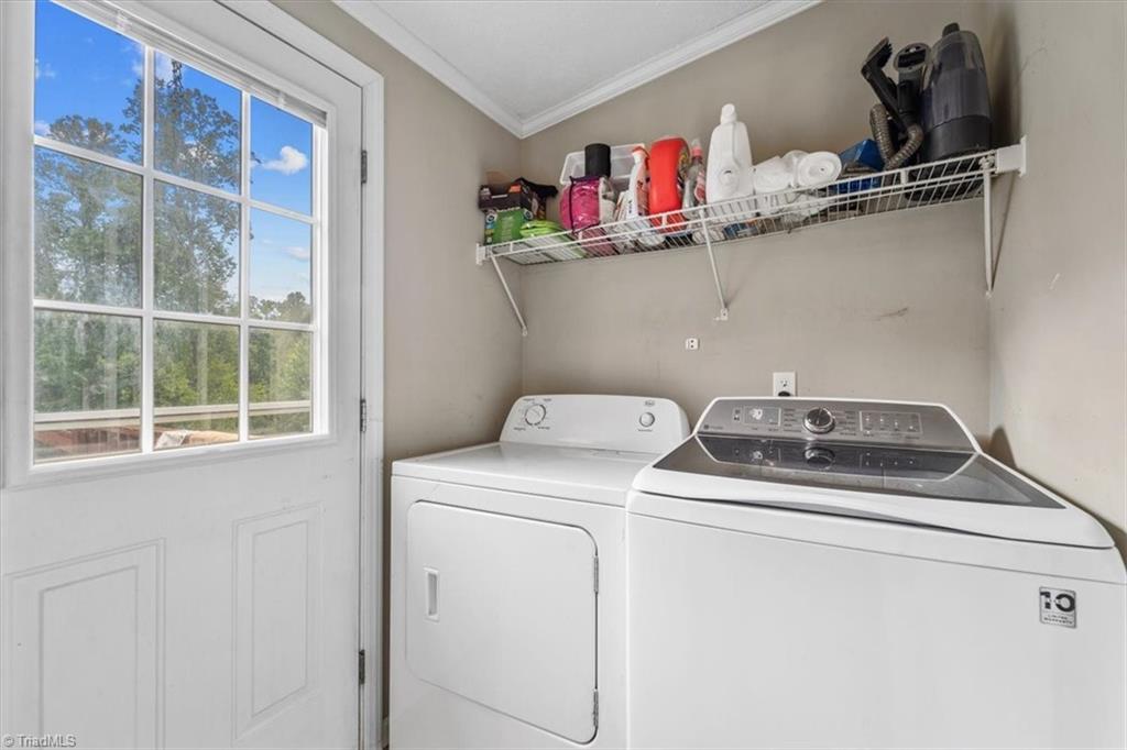 323 Crumpton Road Reidsville, NC 27320 - Photo 25 of 33 Gallery Image 25