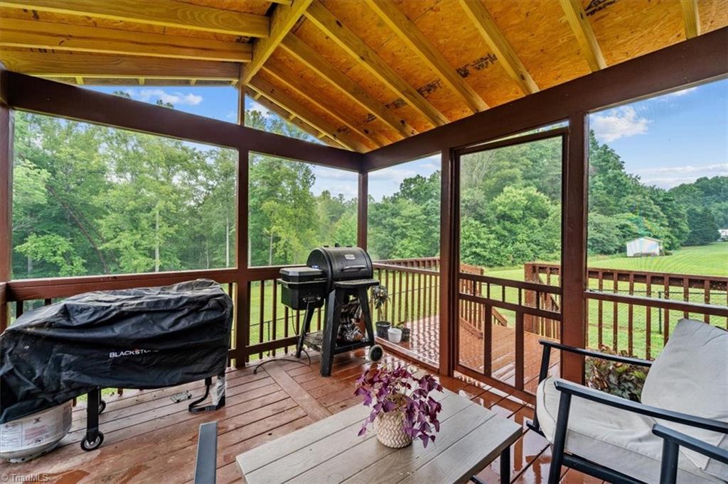 323 Crumpton Road Reidsville, NC 27320 - Photo 27 of 33 Gallery Image 27
