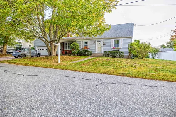 $650,000 | 132 Jackson Avenue, Somerset, MA 02725