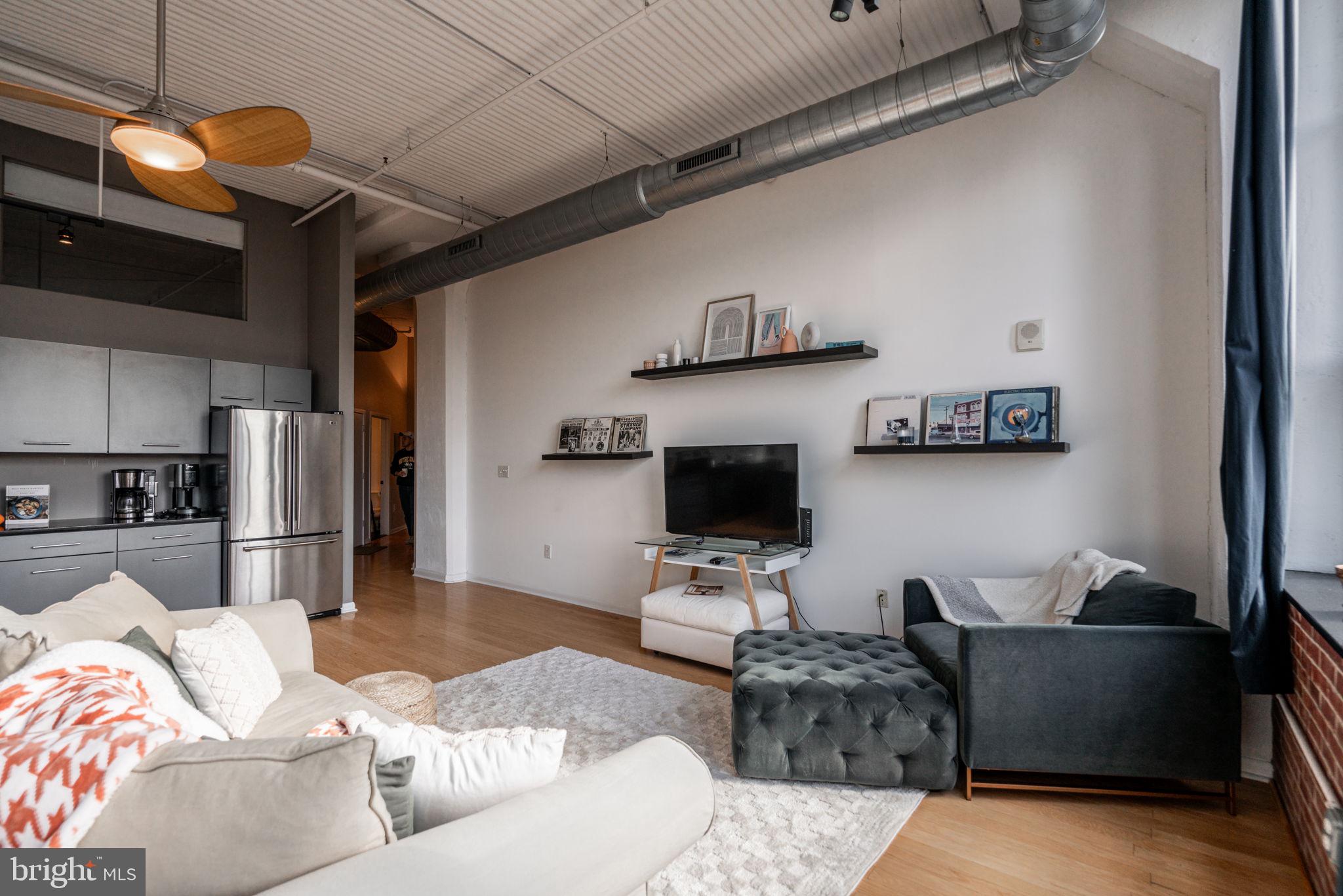 2200-28 Arch Street, Unit 1011 Philadelphia, PA 19103 - Photo 11 of 41