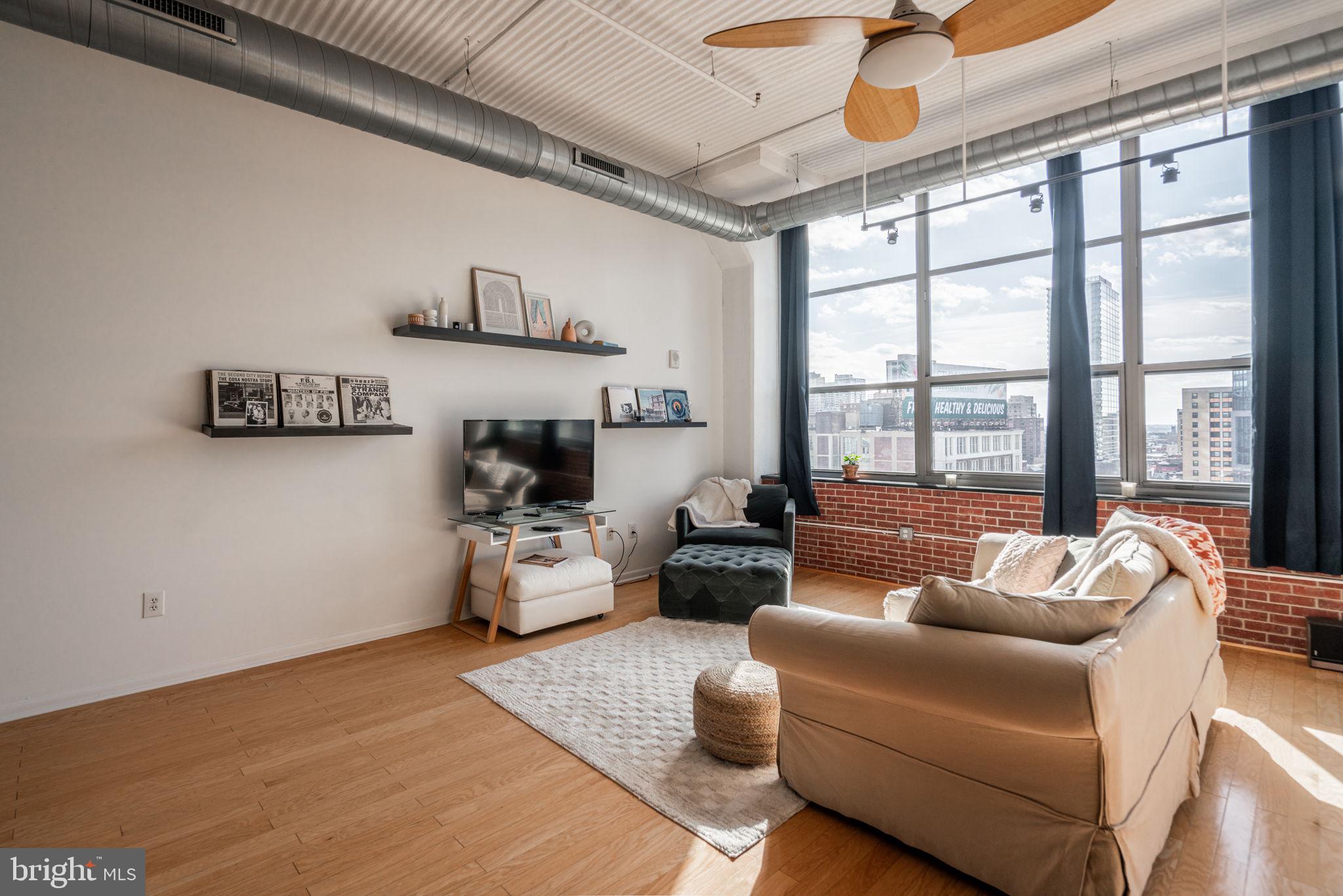 2200-28 Arch Street, Unit 1011 Philadelphia, PA 19103 - Photo 12 of 41