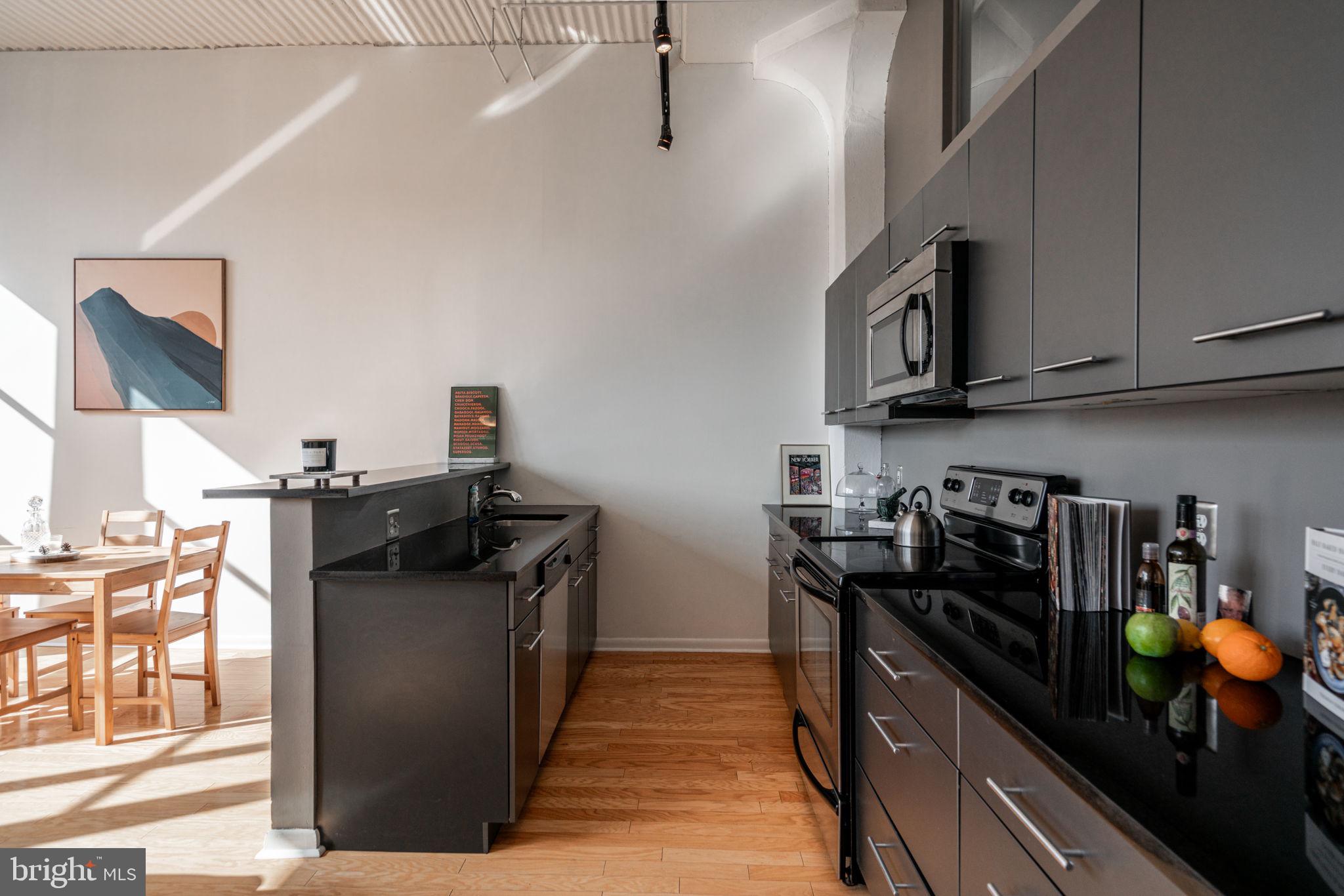 2200-28 Arch Street, Unit 1011 Philadelphia, PA 19103 - Photo 15 of 41