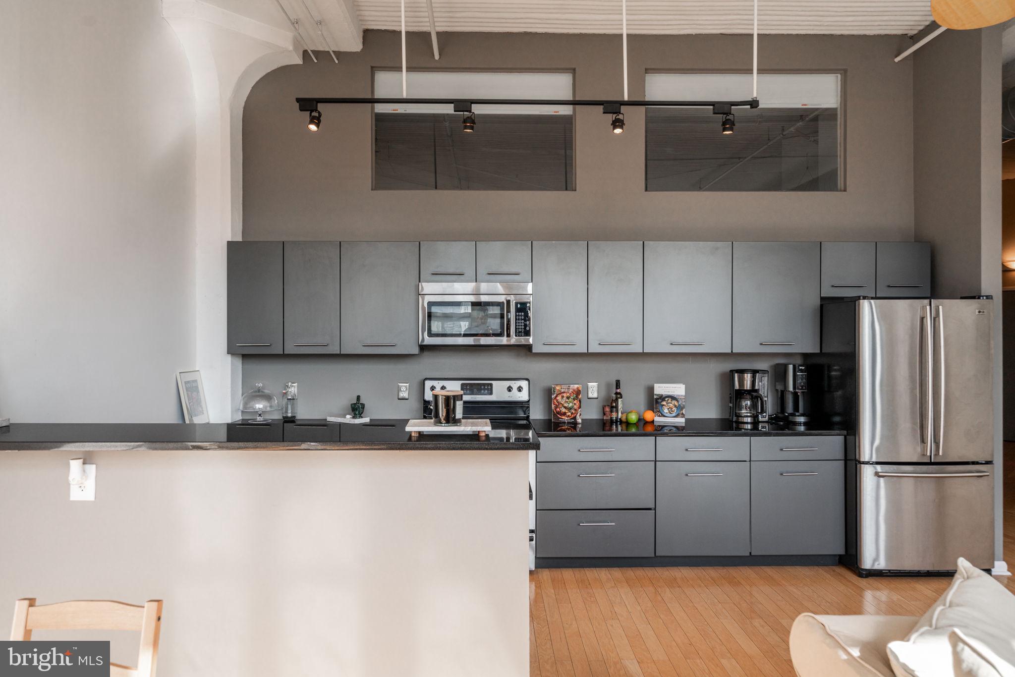 2200-28 Arch Street, Unit 1011 Philadelphia, PA 19103 - Photo 18 of 41