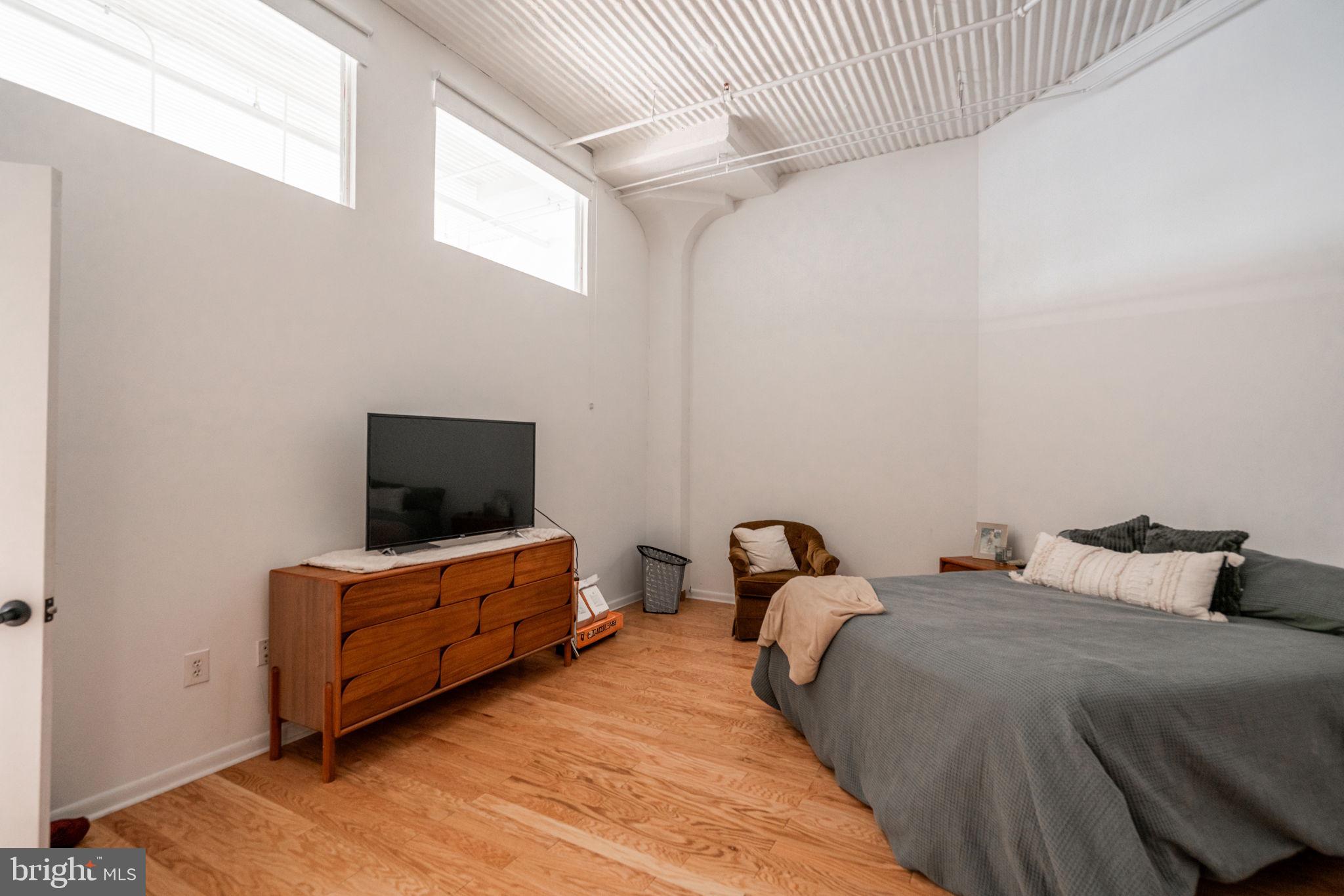 2200-28 Arch Street, Unit 1011 Philadelphia, PA 19103 - Photo 22 of 41