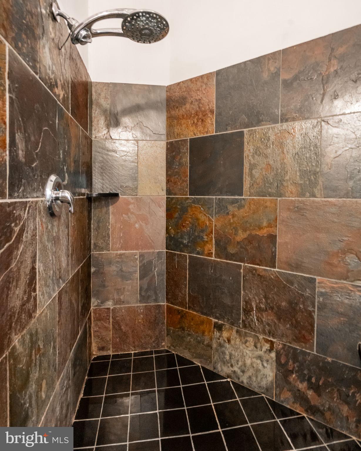 2200-28 Arch Street, Unit 1011 Philadelphia, PA 19103 - Photo 24 of 41