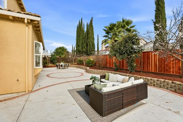 $2,150,000 | 1510 Avenida De Los Padres, Morgan Hill, CA 95037