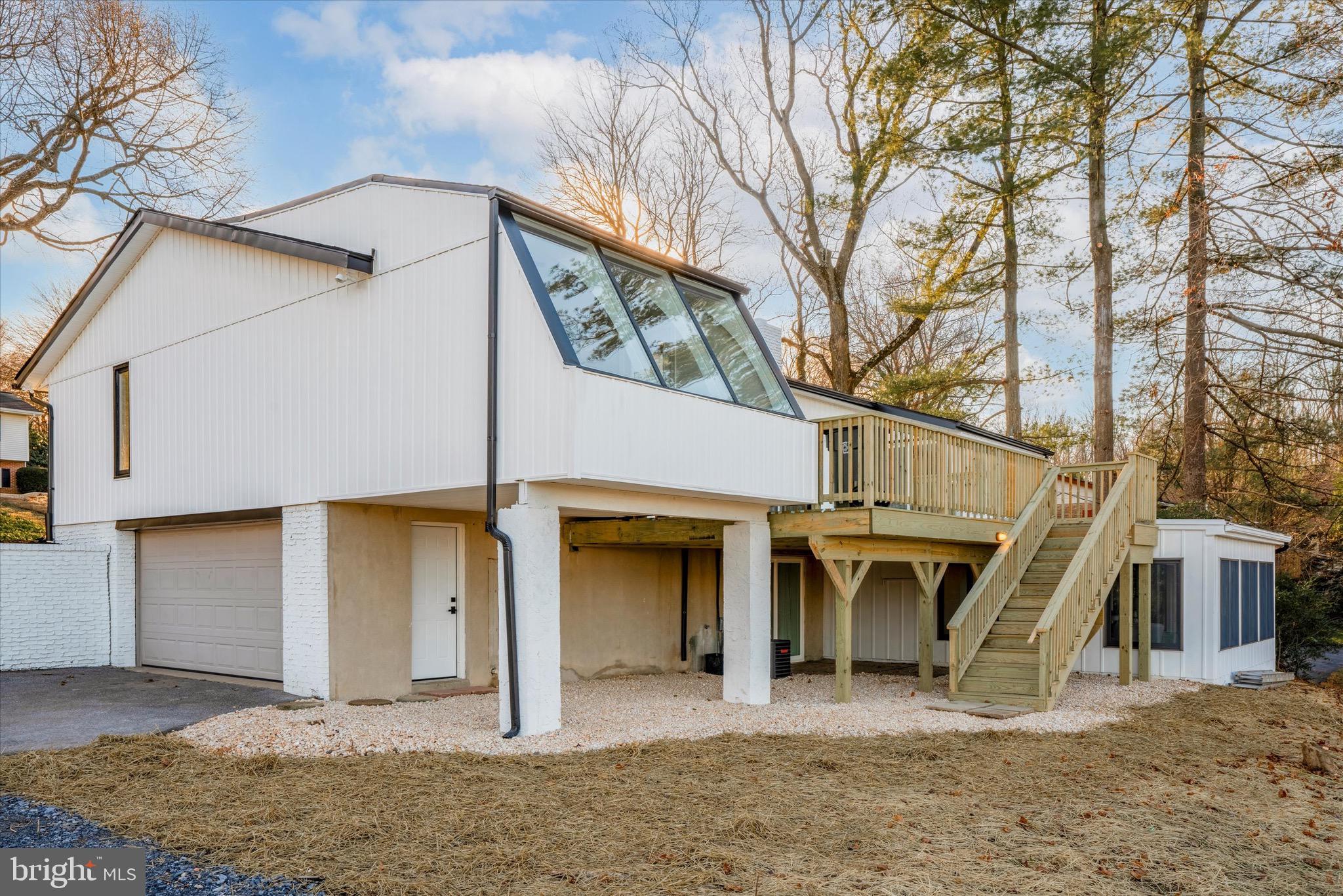 1521 Reed Street Coatesville, PA 19320 - Photo 4 of 25 Gallery Image 4