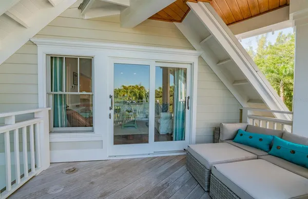 $4,500,000 | 714 Jacaranda Road, Anna Maria, FL 34216