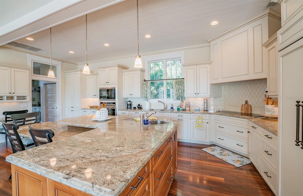 714 Jacaranda Road Anna Maria, FL 34216 - Photo 7 of 100