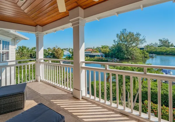 $4,500,000 | 714 Jacaranda Road, Anna Maria, FL 34216