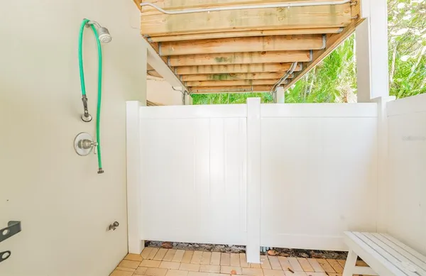 $4,500,000 | 714 Jacaranda Road, Anna Maria, FL 34216
