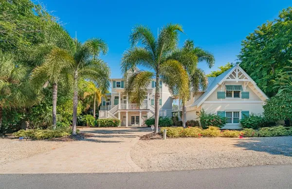 $4,500,000 | 714 Jacaranda Road, Anna Maria, FL 34216