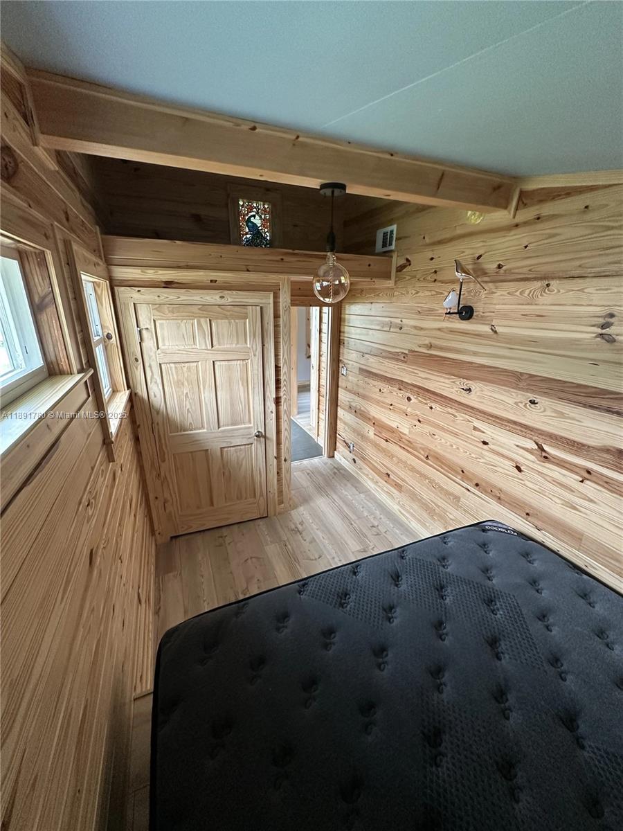 111 Springdale Road Sebring, FL 33870 - Photo 14 of 50 a view of walk in closet