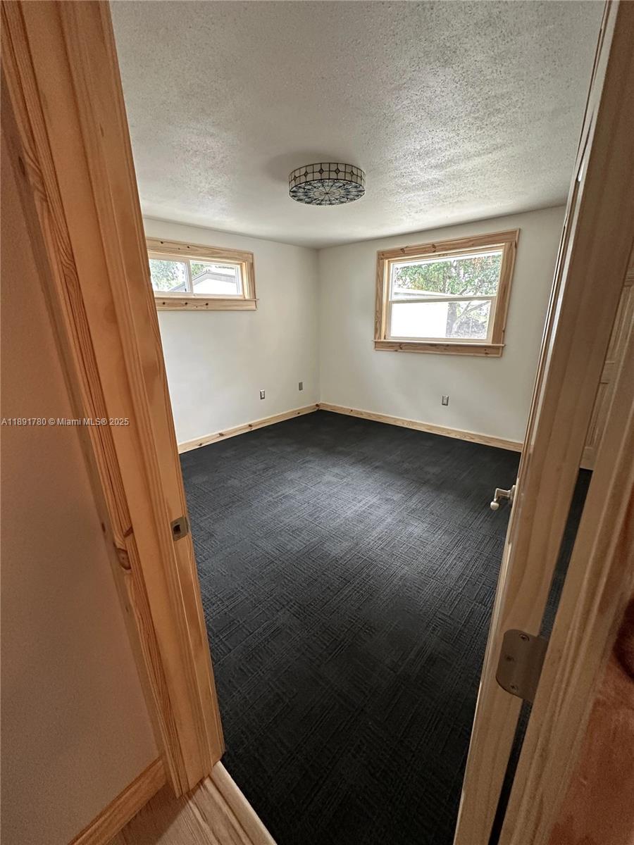 111 Springdale Road Sebring, FL 33870 - Photo 20 of 50 a view of an empty room