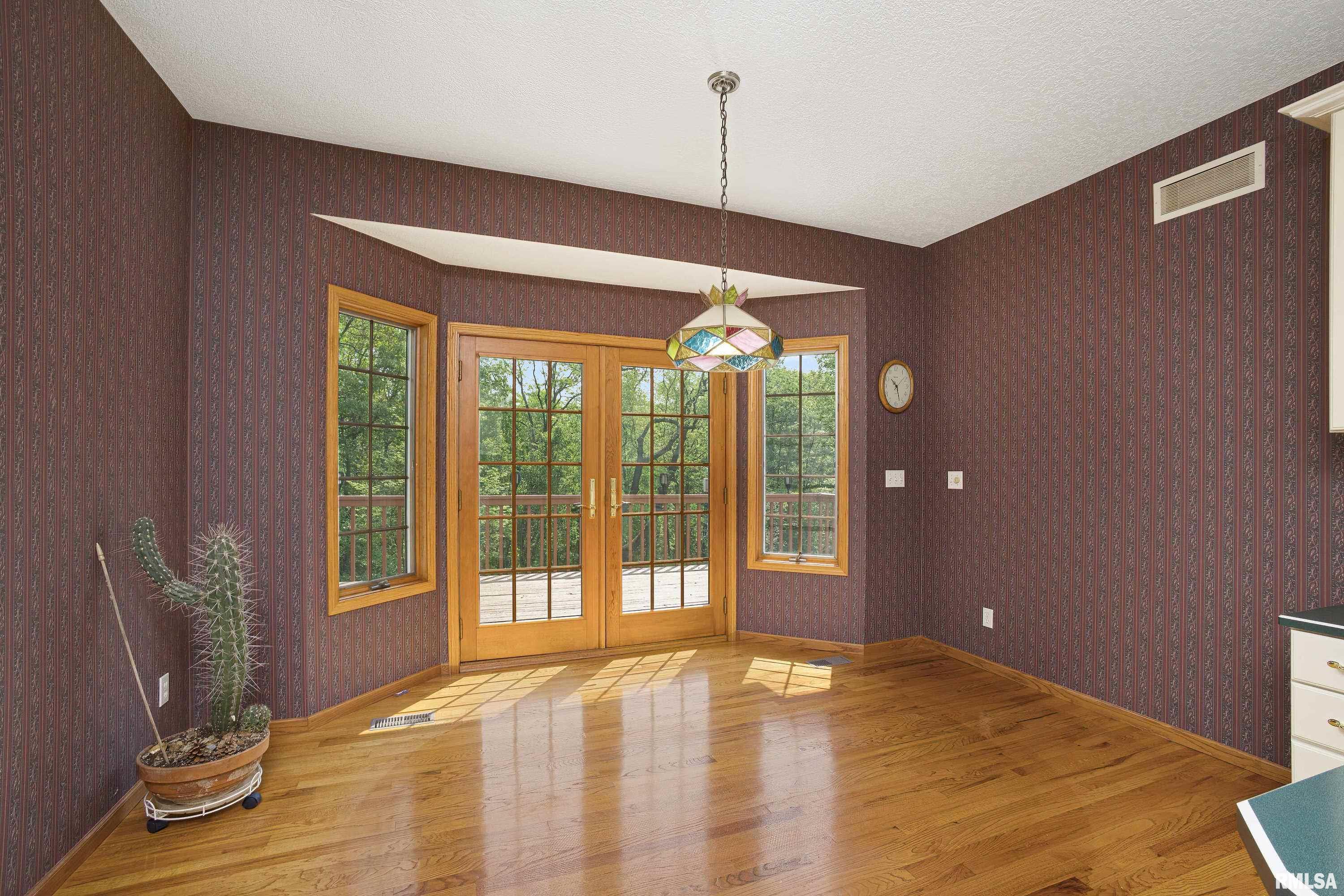 9429 84th St Court West Taylor Ridge, IL 61284 - Photo 15 of 53 Gallery Image 15