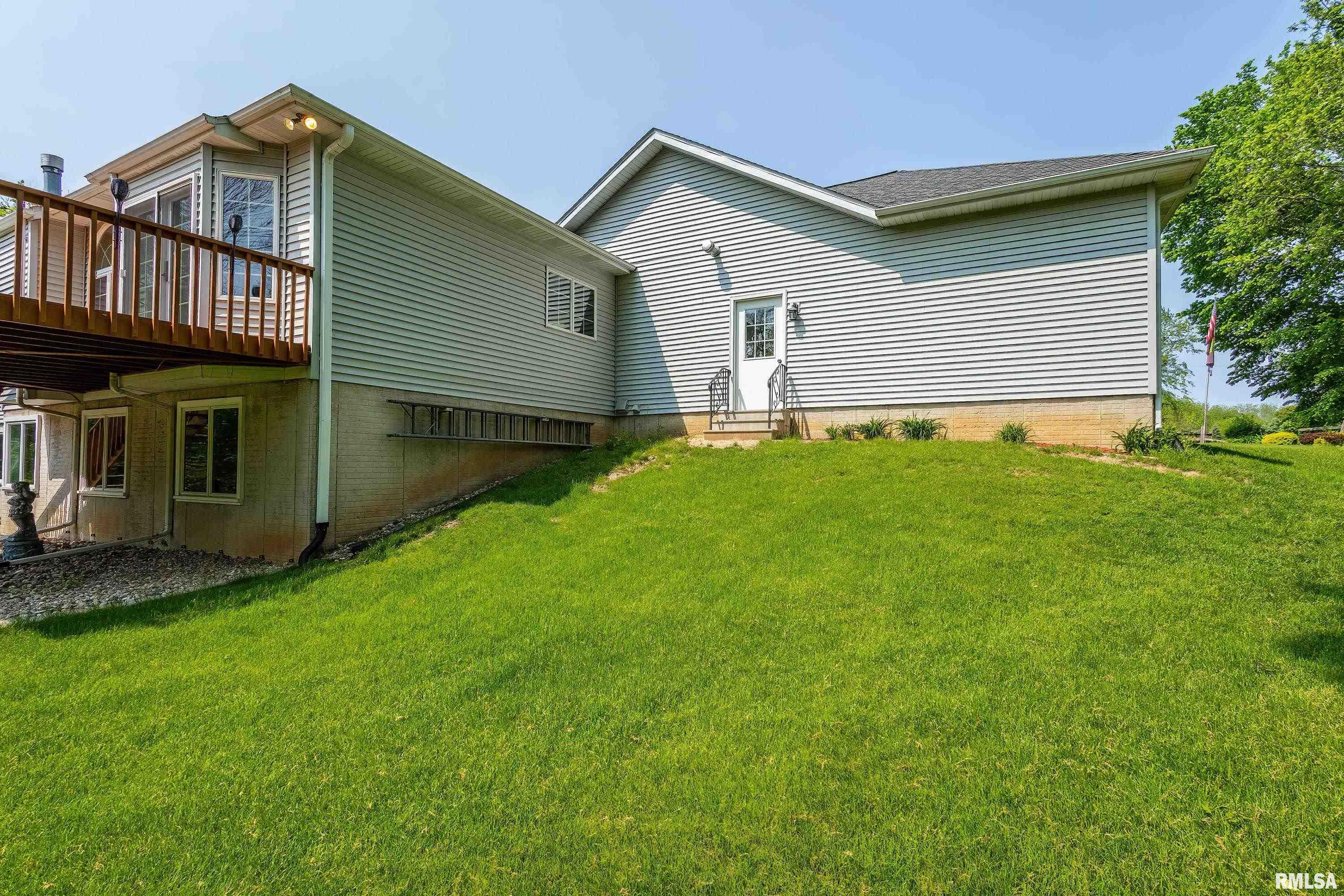 9429 84th St Court West Taylor Ridge, IL 61284 - Photo 37 of 53 Gallery Image 37