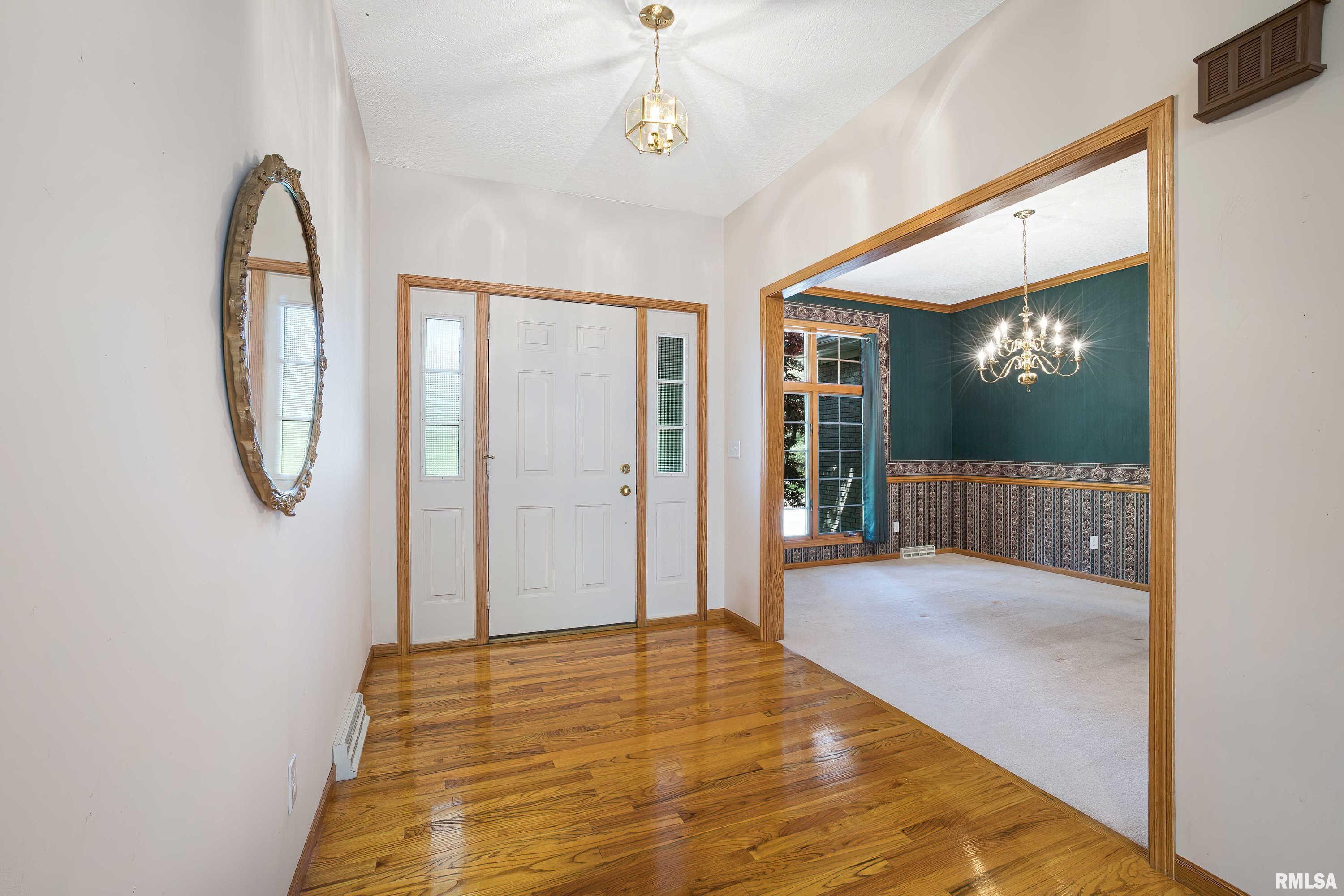9429 84th St Court West Taylor Ridge, IL 61284 - Photo 7 of 53 Gallery Image 7