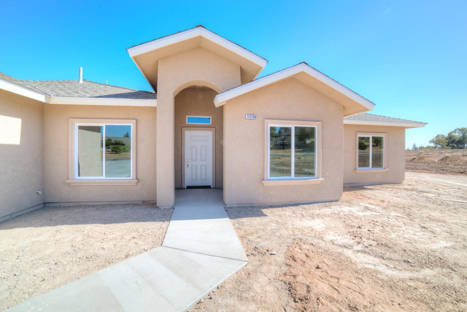 21360 Dennis Road Madera, CA 93638 - Photo 3 of 26