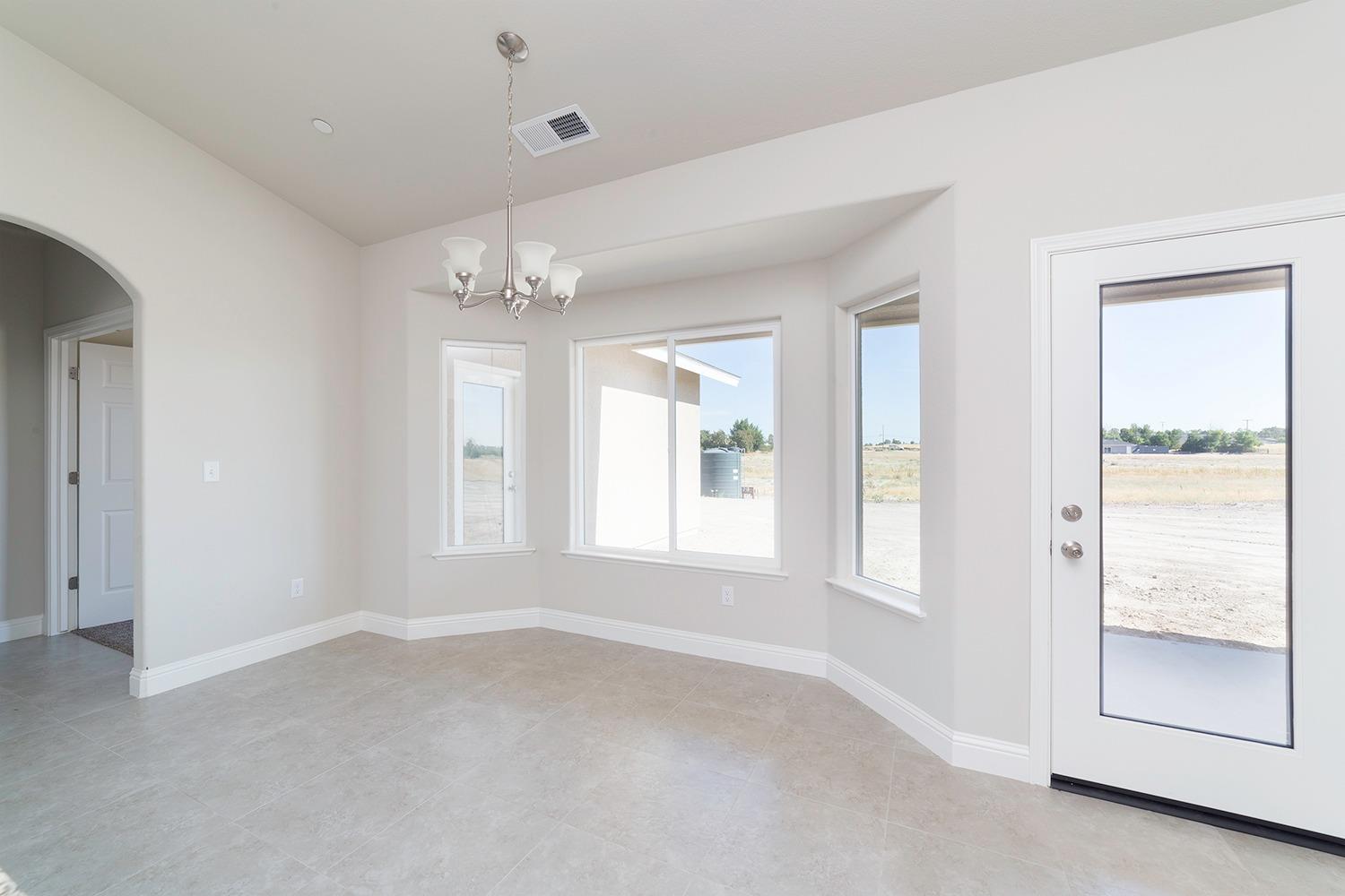 21360 Dennis Road Madera, CA 93638 - Photo 8 of 26