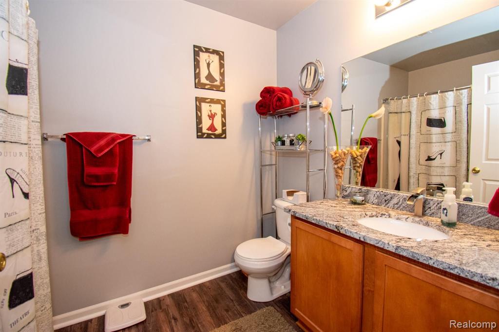 11878 Farmington Road Livonia, MI 48150 - Photo 20 of 26