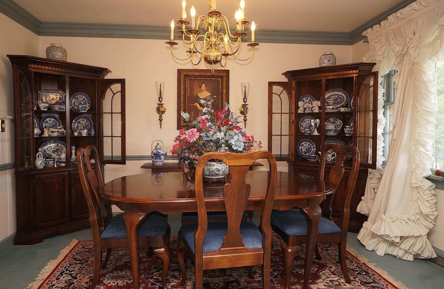 7920 Alpine Road Roanoke, VA 24019 - Photo 12 of 46 Dining Room