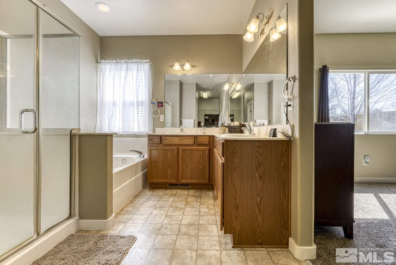 7592 Gold Drive Reno, NV 89506 - Photo 10 of 13 Photo 10