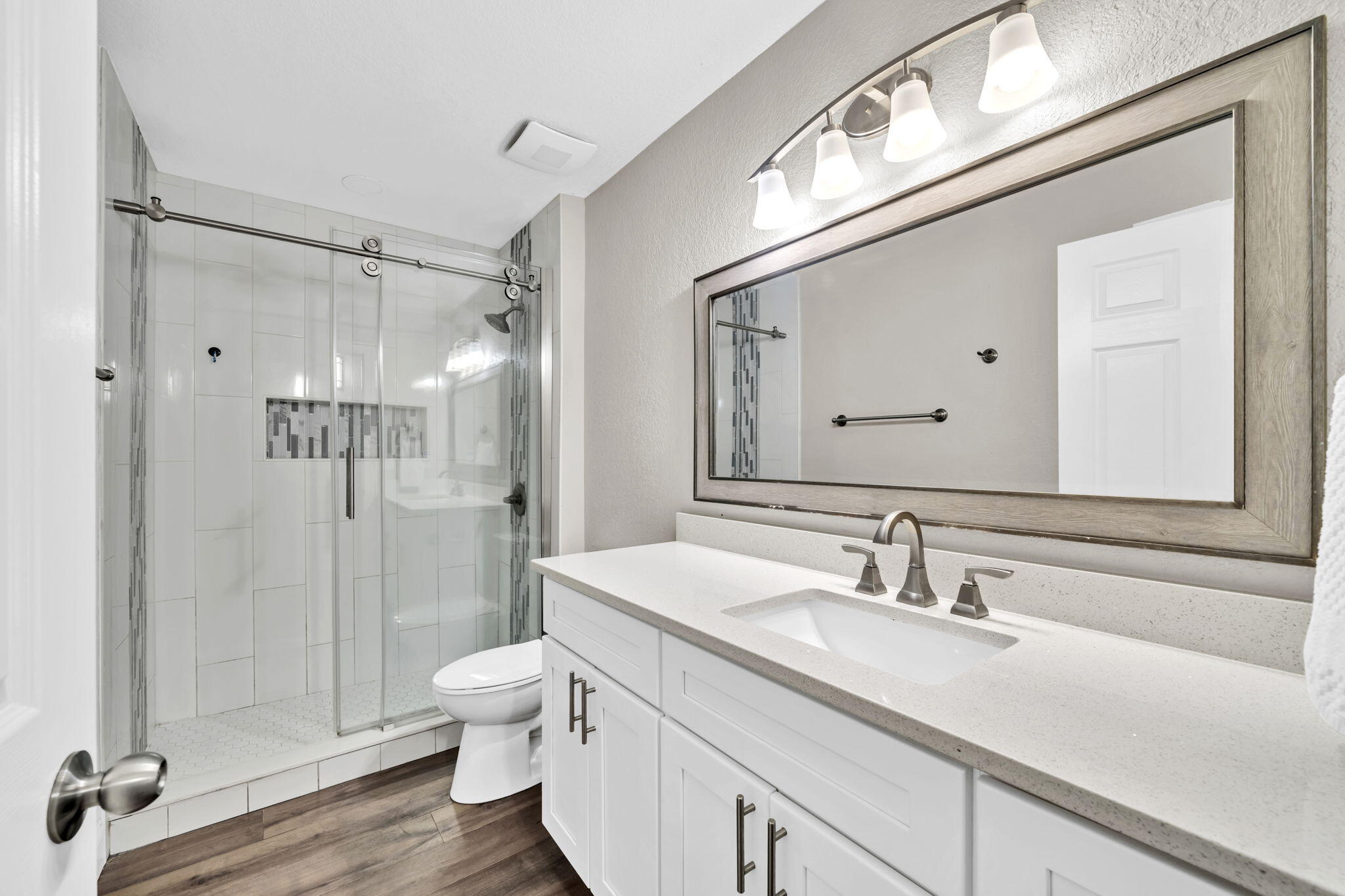 1014 Airport Road, Unit 126 Destin, FL 32541 - Photo 13 of 22 17-web-or-mls-DSC00213