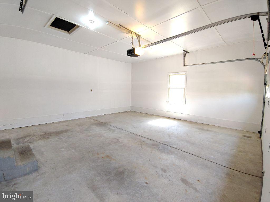 8701 Shadowlake Way Springfield, VA 22153 - Photo 70 of 72 Gallery Image 70