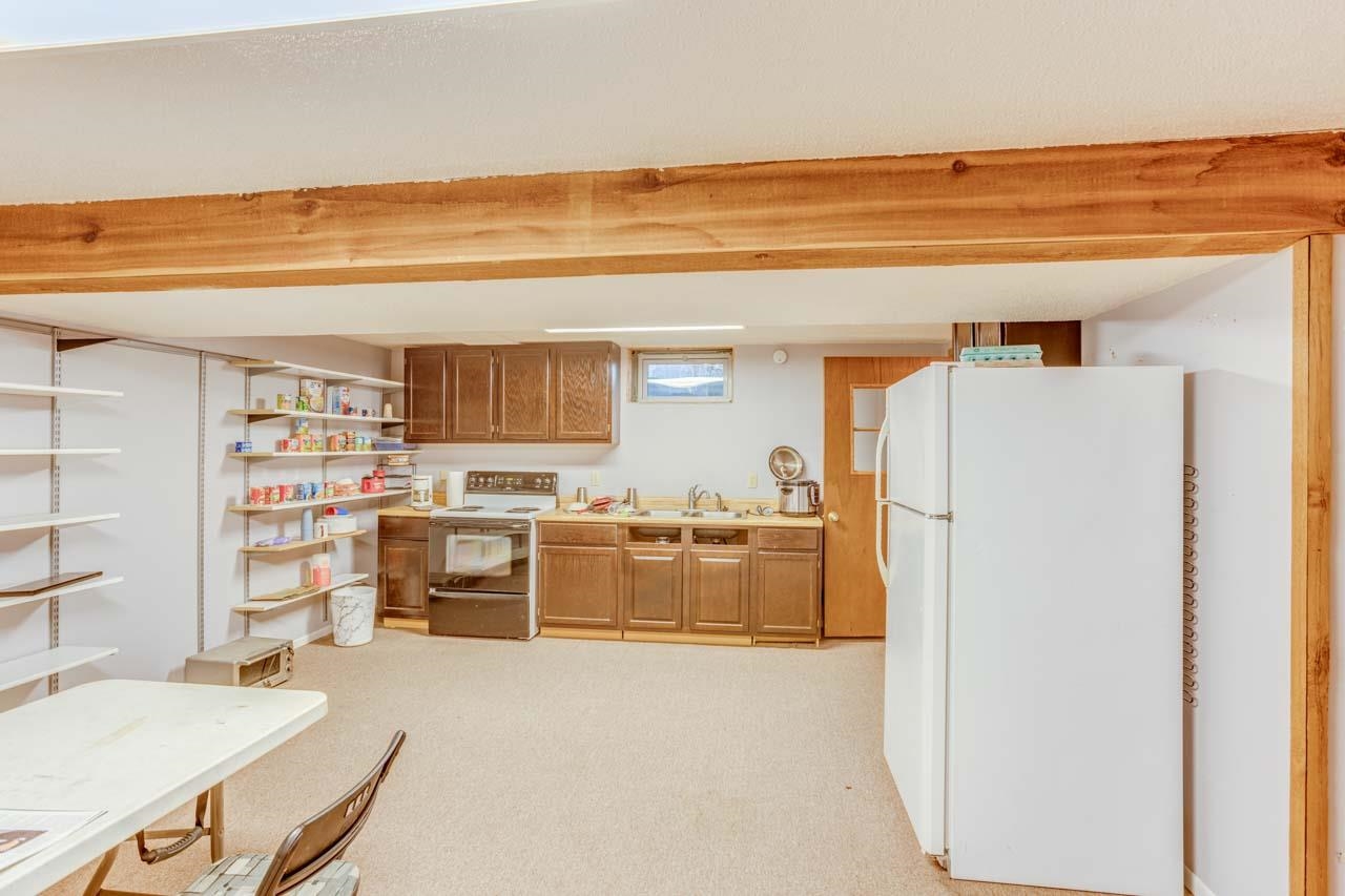 9842 Southwest 19th Terrace Towanda, KS 67144 - Photo 21 of 33