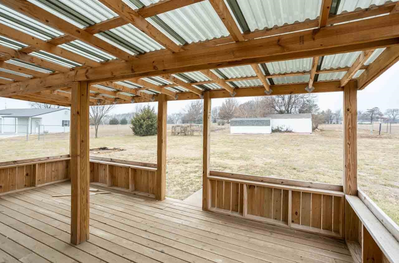 9842 Southwest 19th Terrace Towanda, KS 67144 - Photo 25 of 33