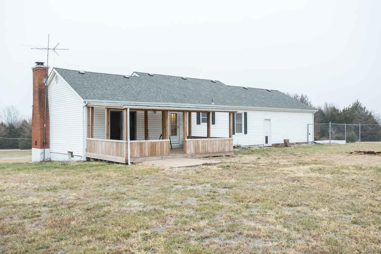 9842 Southwest 19th Terrace Towanda, KS 67144 - Photo 31 of 33