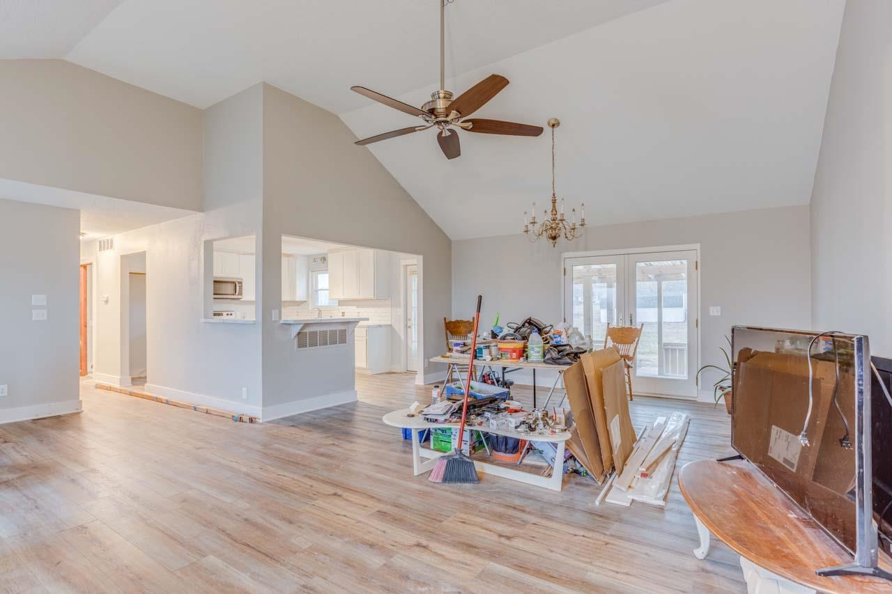 9842 Southwest 19th Terrace Towanda, KS 67144 - Photo 10 of 33