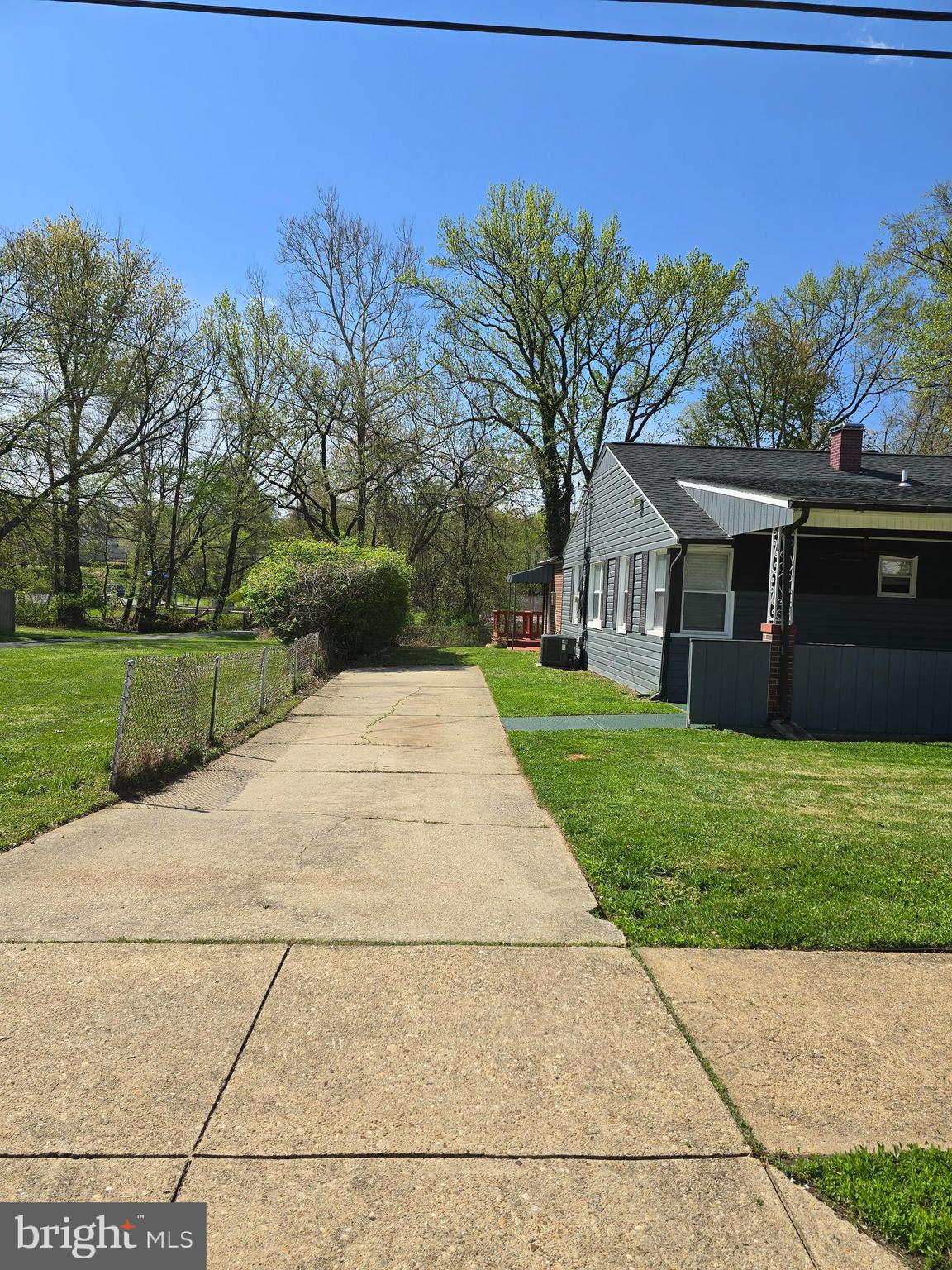 7627 Greenleaf Road Landover, MD 20785 - Photo 2 of 35