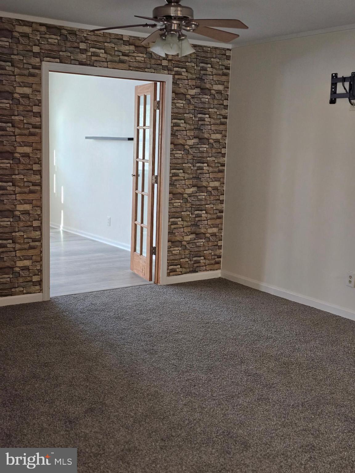 7627 Greenleaf Road Landover, MD 20785 - Photo 30 of 46