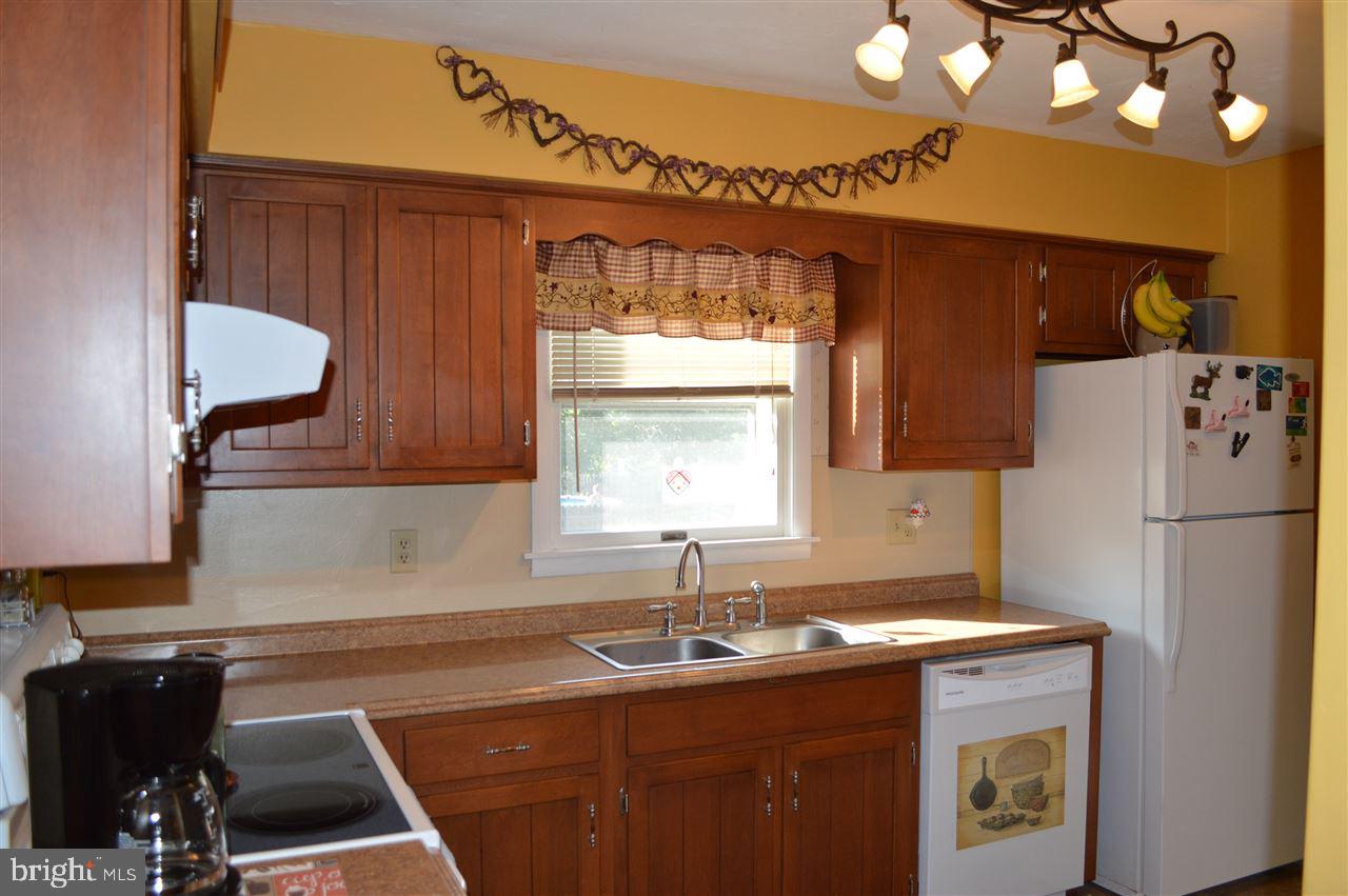 2531 Redwood Road Dover, PA 17315 - Photo 13 of 33 Gallery Image 13