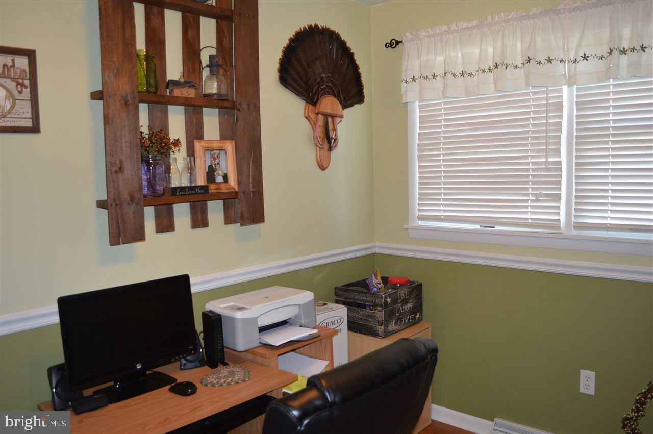 2531 Redwood Road Dover, PA 17315 - Photo 24 of 33 Gallery Image 24