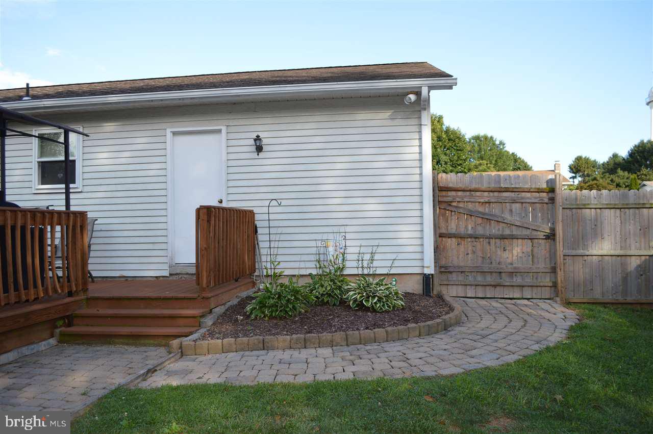 2531 Redwood Road Dover, PA 17315 - Photo 29 of 33 Gallery Image 29
