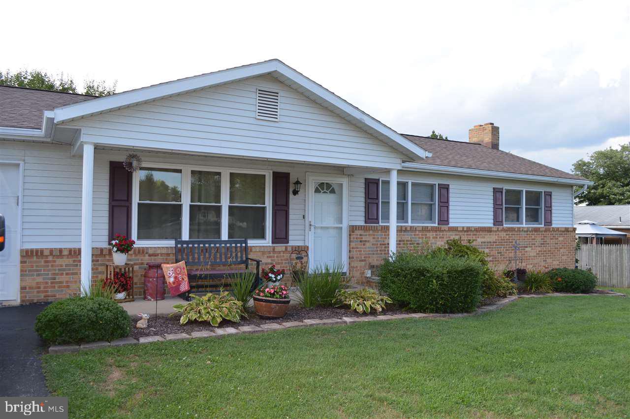 2531 Redwood Road Dover, PA 17315 - Photo 3 of 33 Gallery Image 3