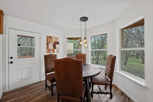 $599,000 | 4207 Deer Trail, Spicewood, TX 78669