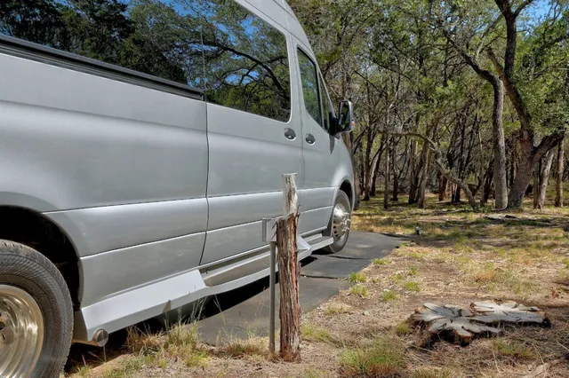 $599,000 | 4207 Deer Trail, Spicewood, TX 78669