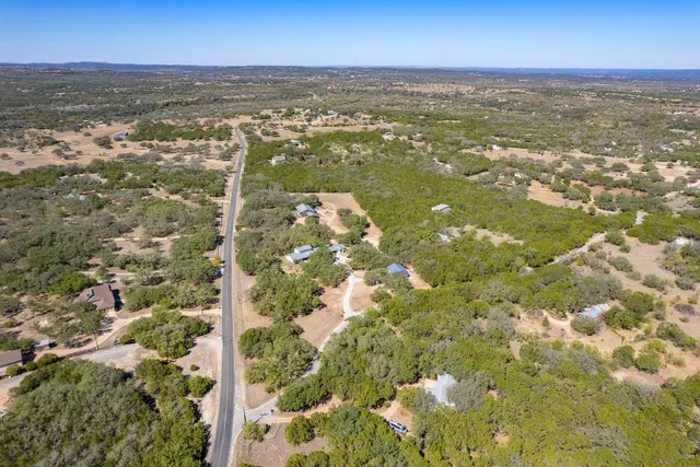 $599,000 | 4207 Deer Trail, Spicewood, TX 78669