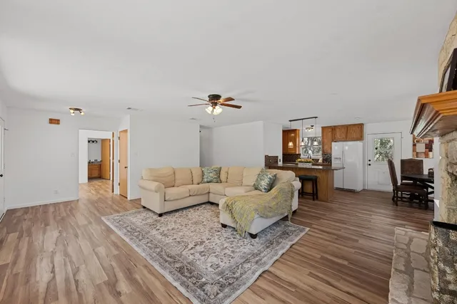 $599,000 | 4207 Deer Trail, Spicewood, TX 78669