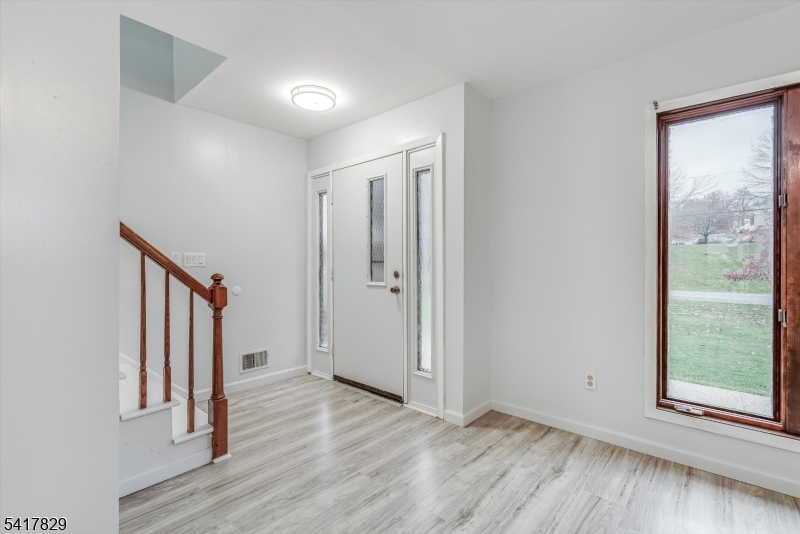 131 McPeek Road Lafayette, NJ 07848 - Photo 3 of 30