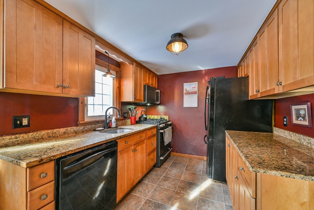 15 Parker Road Holden, MA 01520 - Photo 17 of 32