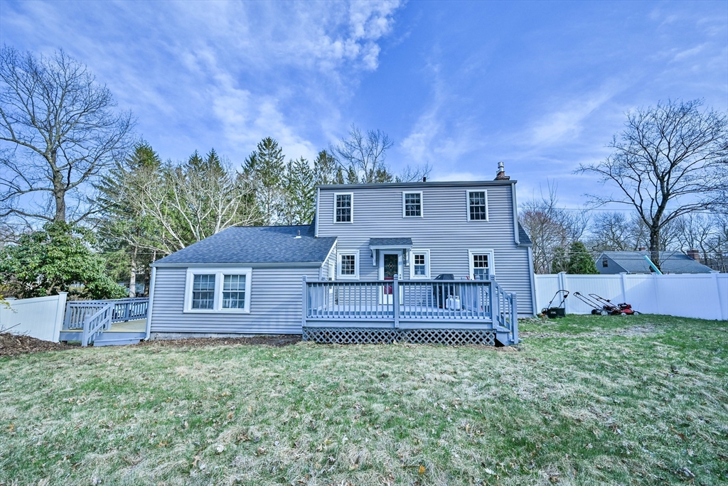 15 Parker Road Holden, MA 01520 - Photo 6 of 32