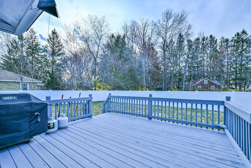 15 Parker Road Holden, MA 01520 - Photo 8 of 32