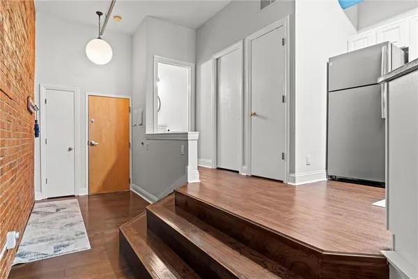 $167,000 | 700 Broadway Boulevard, Unit 508, Kansas City, MO 64105