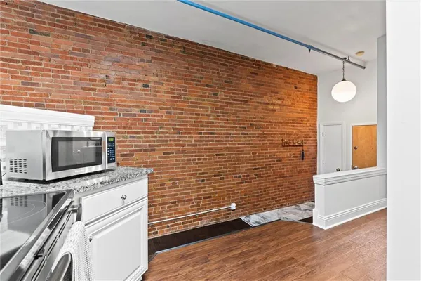 $167,000 | 700 Broadway Boulevard, Unit 508, Kansas City, MO 64105