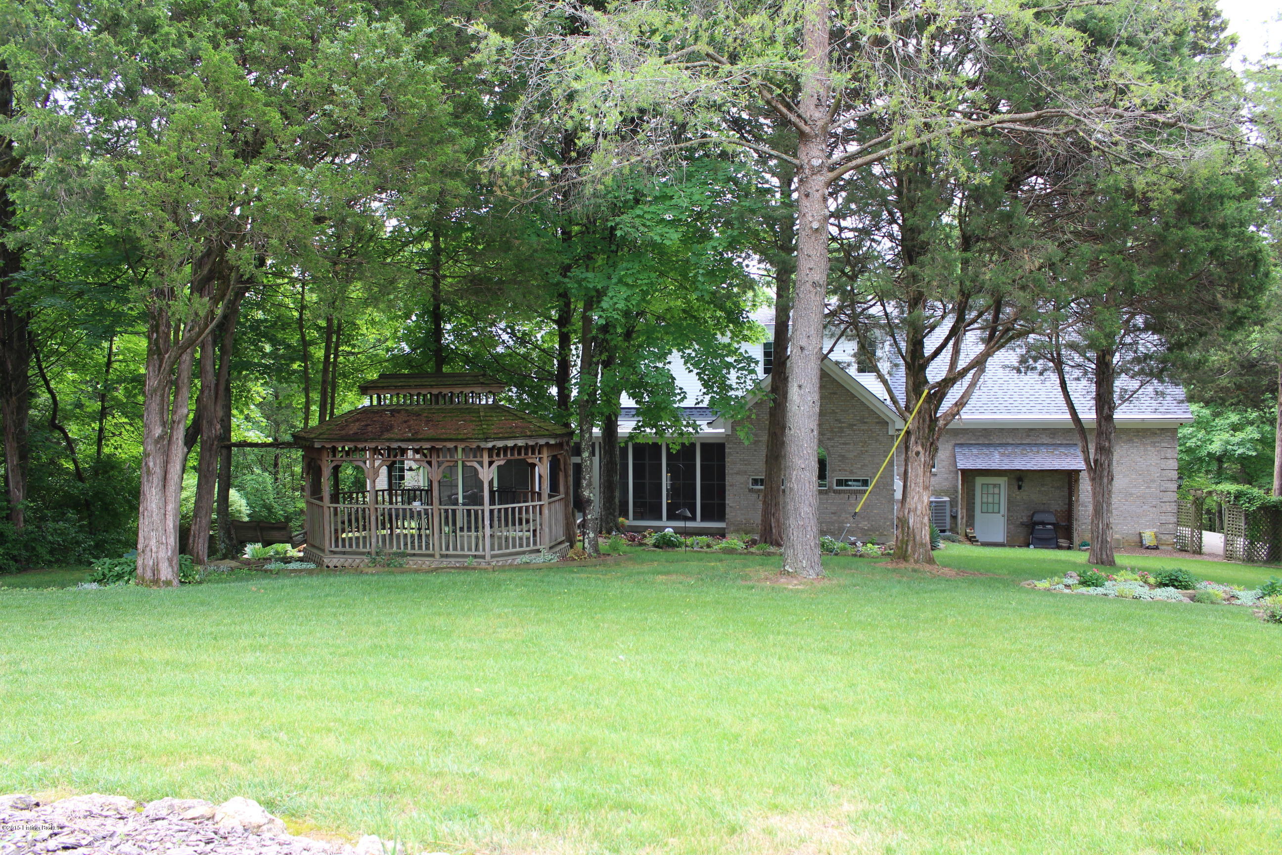 9715 Broad Run Road Louisville, KY 40299 - Photo 13 of 78 Rear of Home