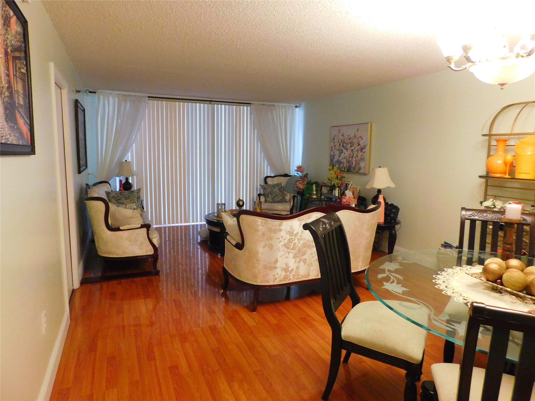 3910 Inverrary Boulevard, Unit 202B Fort Lauderdale, FL 33319 - Photo 4 of 18 Living & dining combo